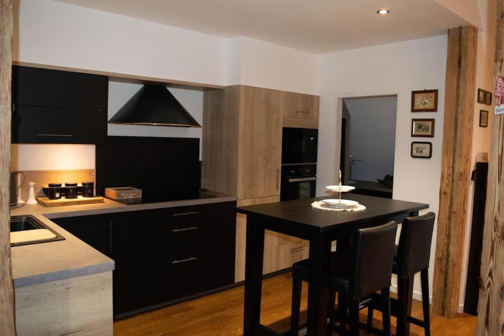 Apartmán La Tour Du Bois Fleuri Colmar Exteriér fotografie